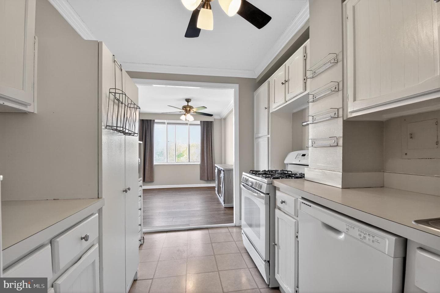 6641 Wakefield Drive #612 photo 3