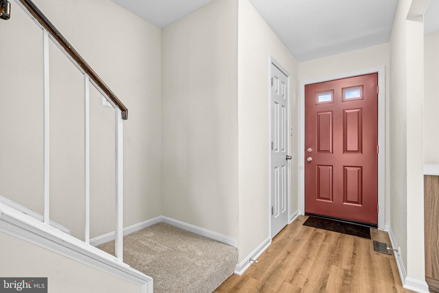 5428 New London Park Drive photo 4