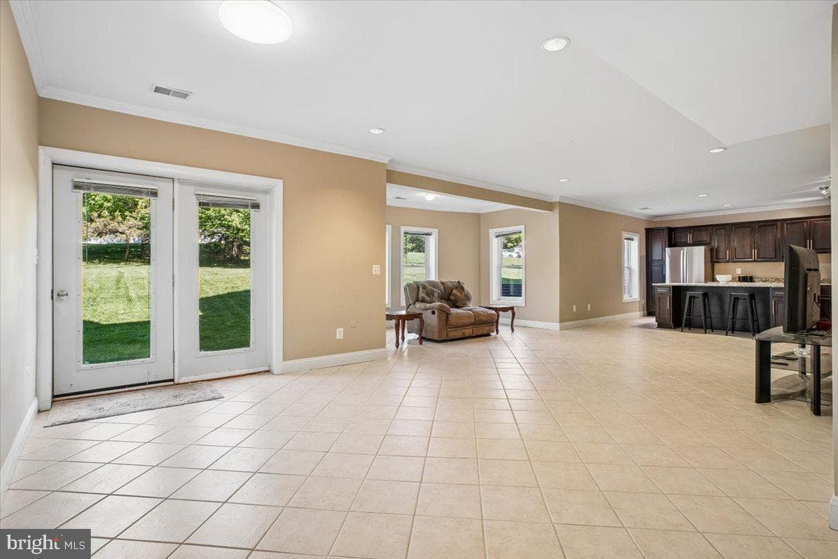 11040 Heathland Drive photo 36