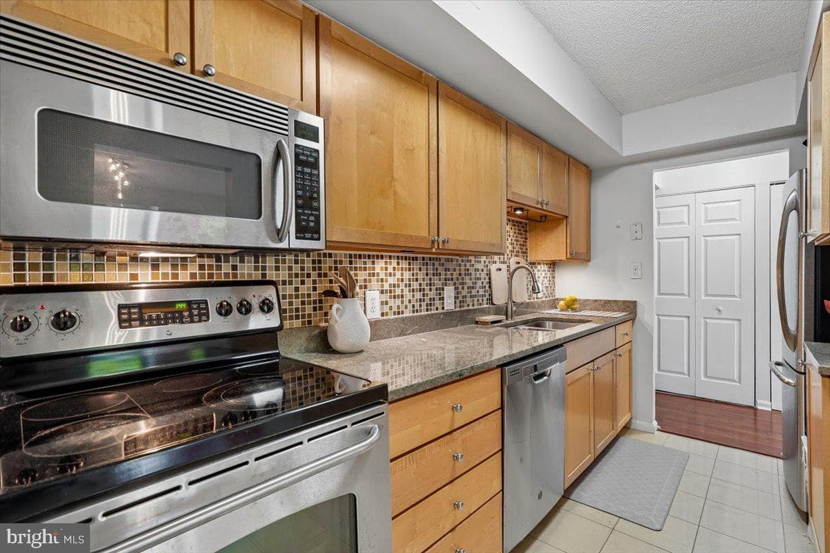 2230 George C Marshall Drive #512 photo 14