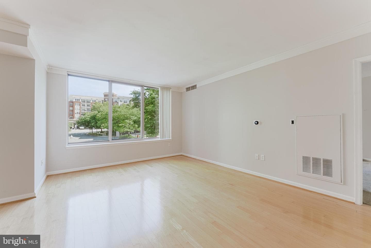 2726 Gallows Road #202 photo 21