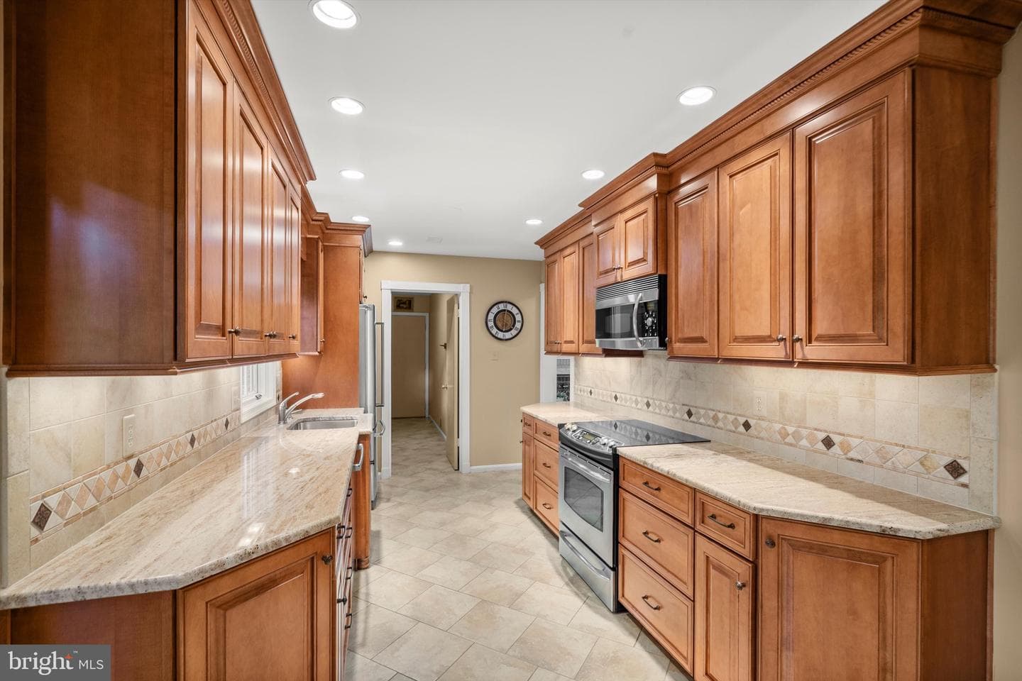 4949 Sabra Lane photo 10