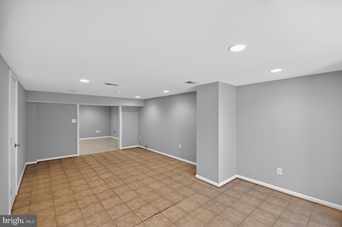 4042 Doveville Lane photo 39