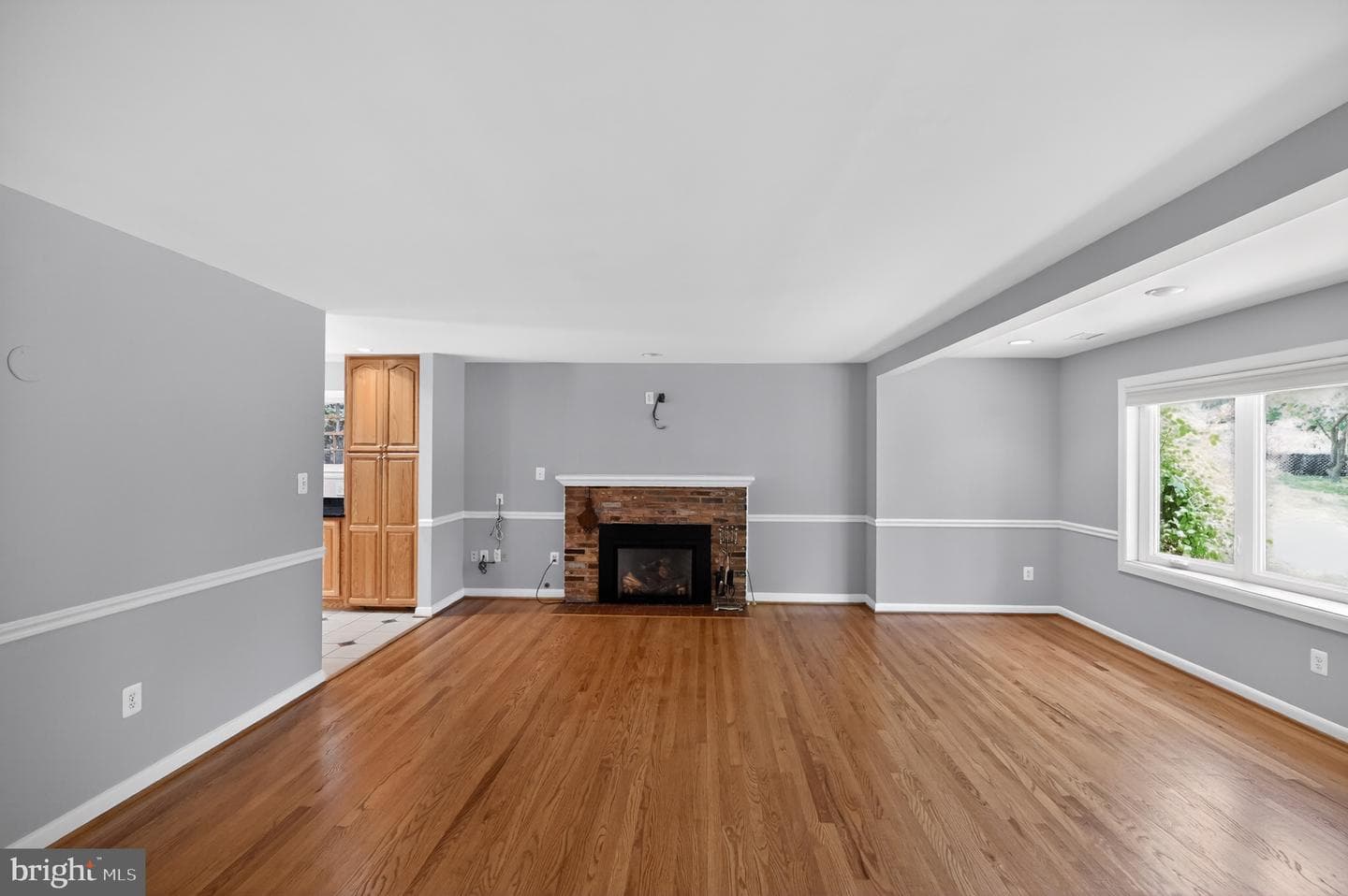 4042 Doveville Lane photo 8