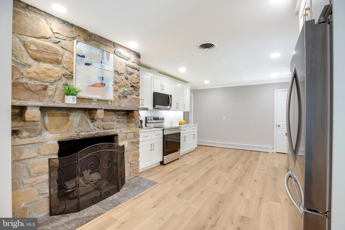 15027 Braddock Road photo 18