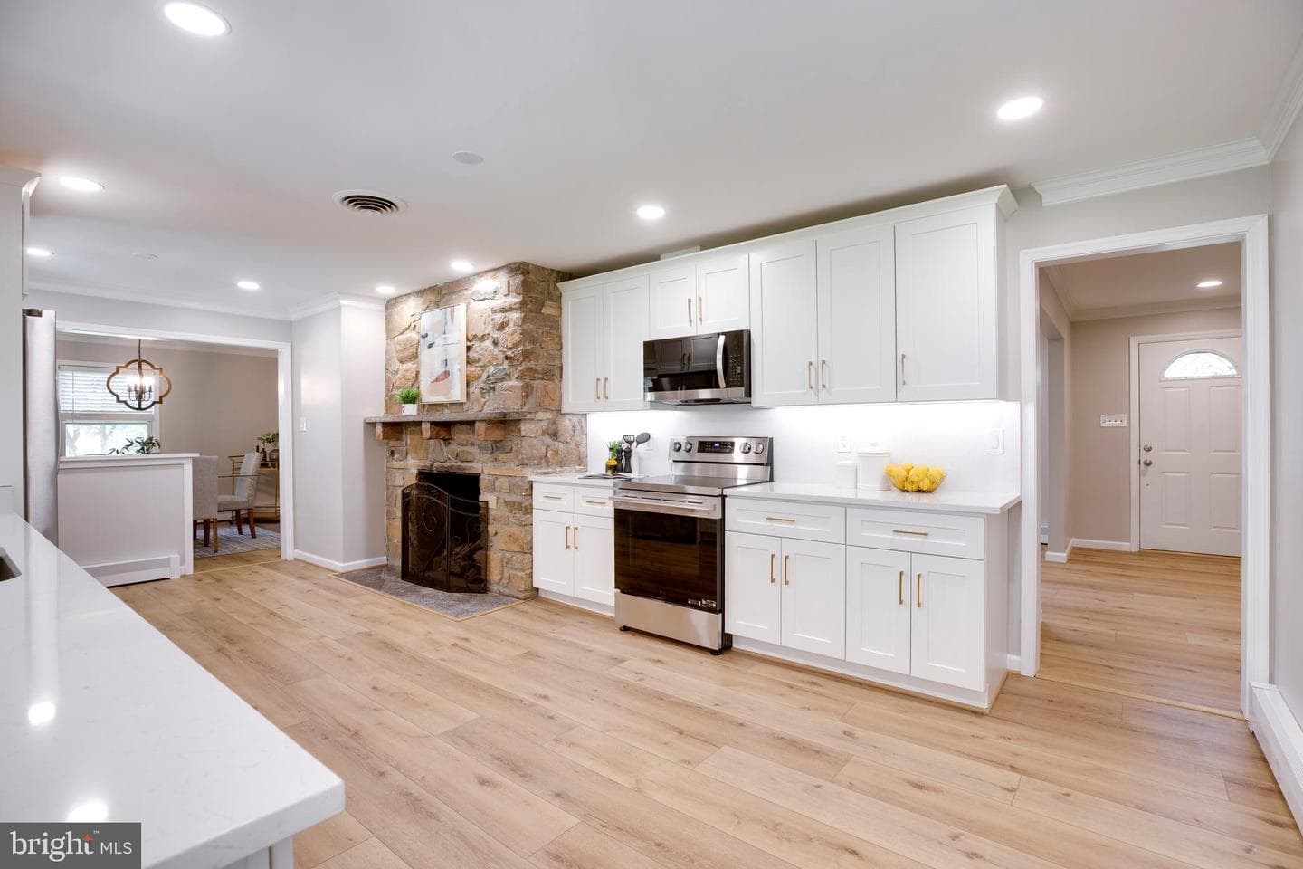 15027 Braddock Road photo 4