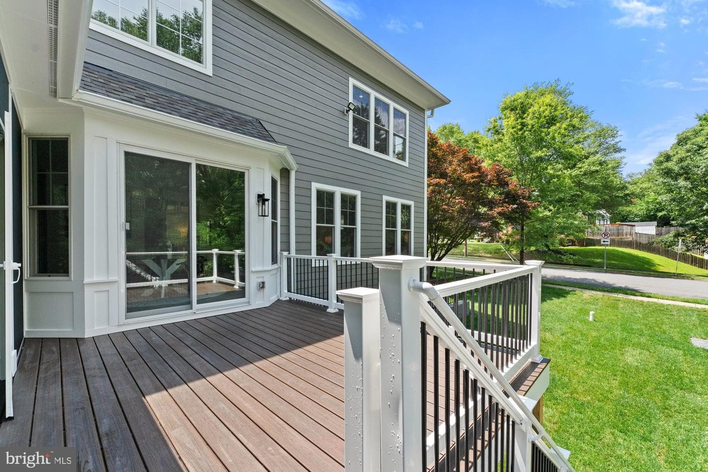 505 Glyndon Street NE photo 57