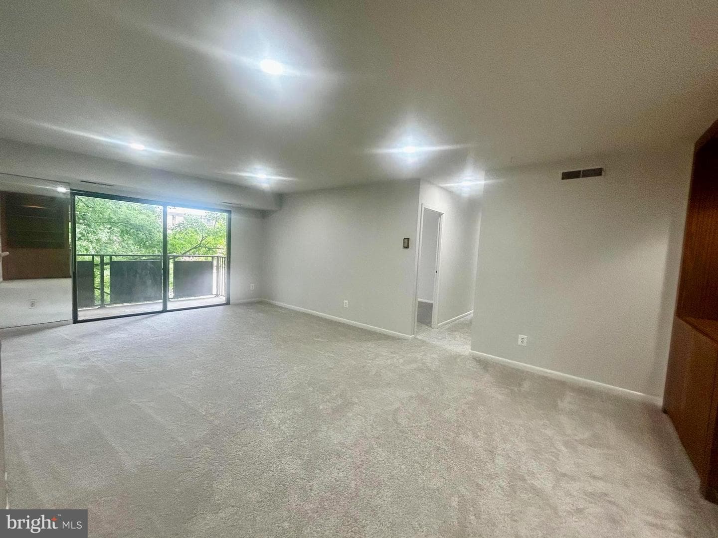 6001 Arlington Boulevard #423 photo 5