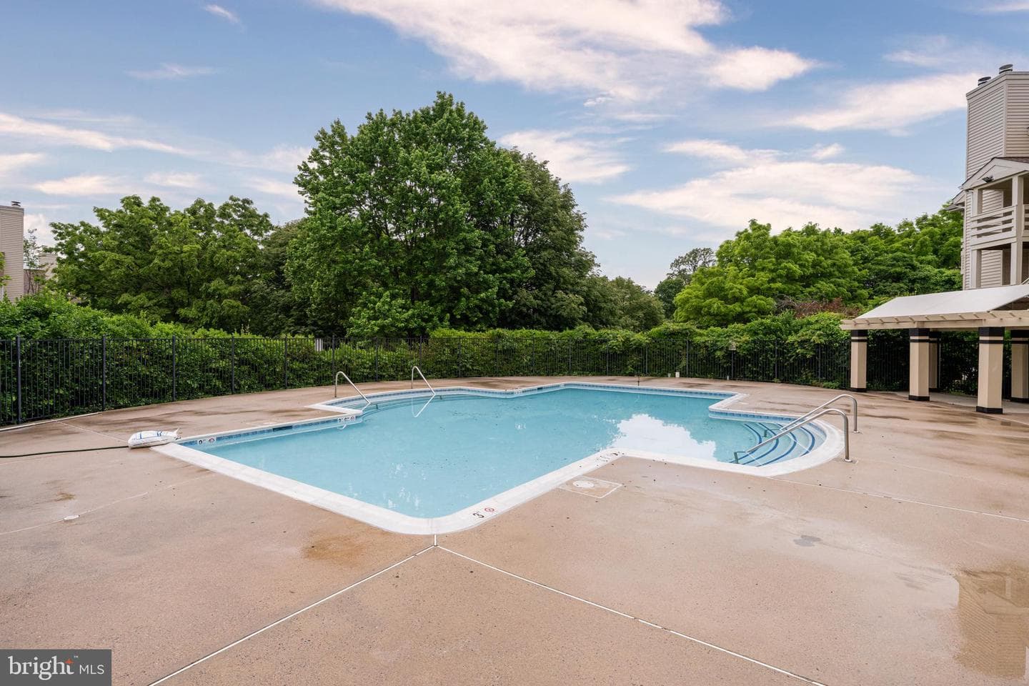 4505 Hazeltine Court #d photo 7