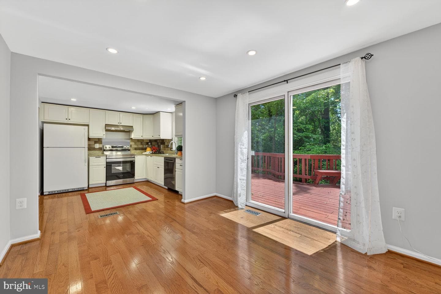 10041 Chestnut Wood Lane photo 10