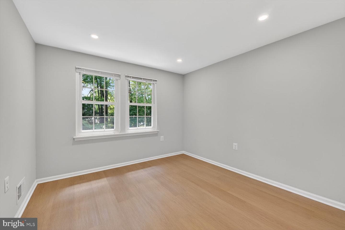 10041 Chestnut Wood Lane photo 20