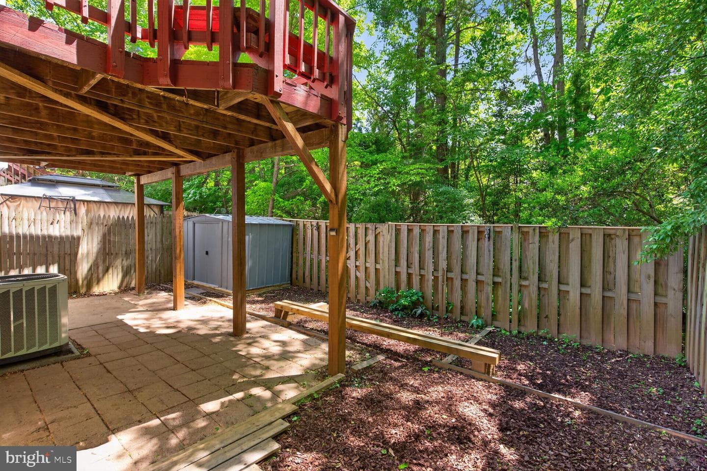10041 Chestnut Wood Lane photo 29