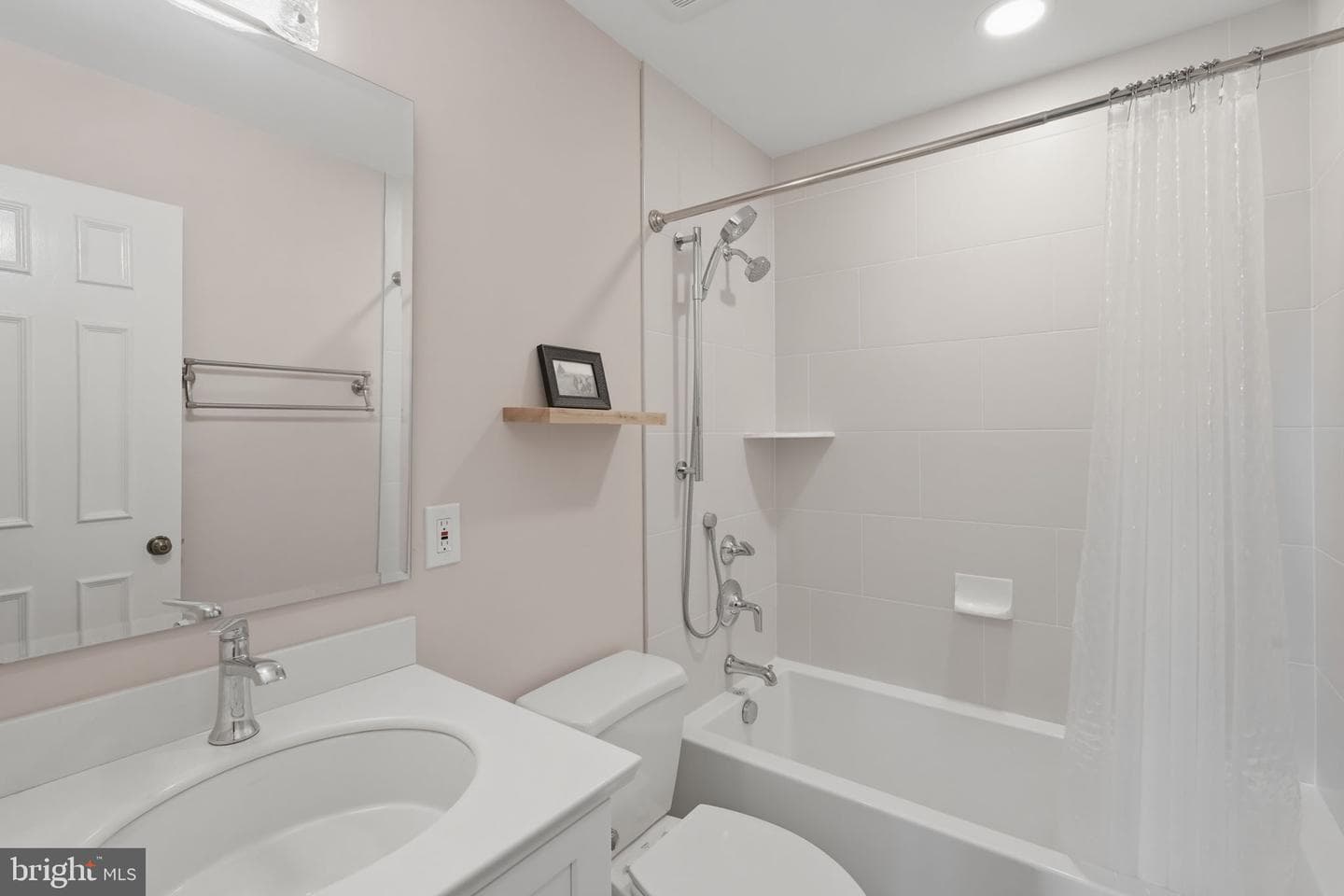 6086 Heatherwood Drive photo 29