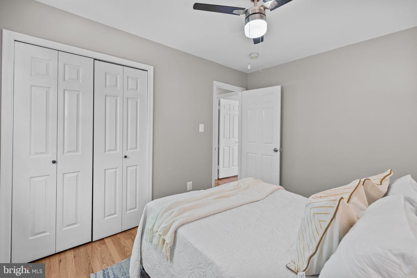 9556 Pine Bough Place photo 37
