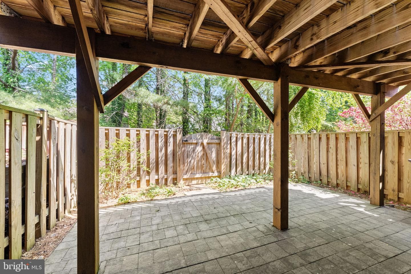 7027 Solomon Seal Court photo 32