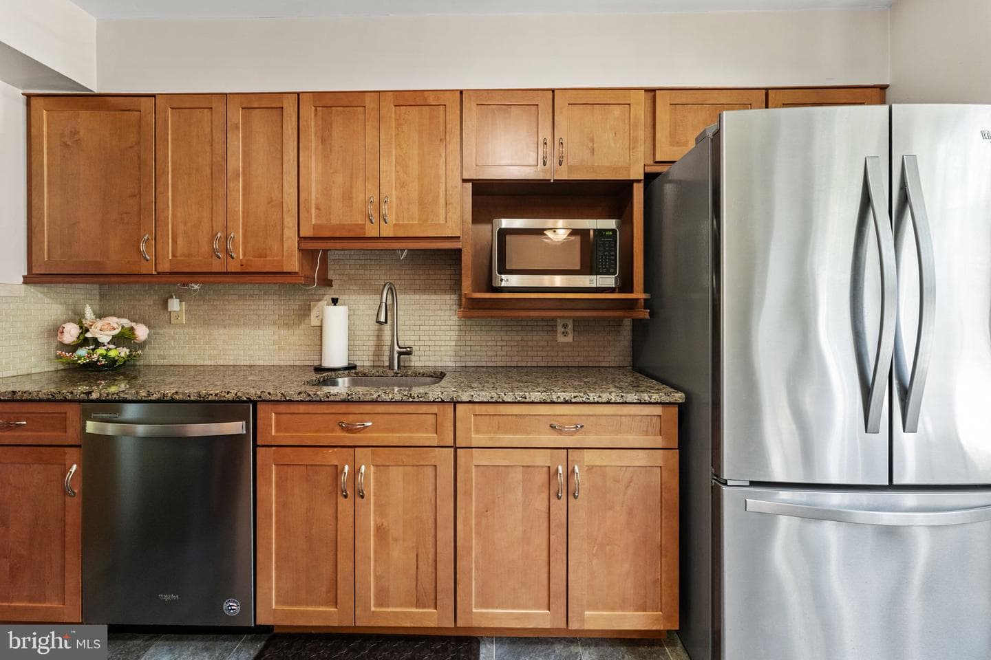 7027 Solomon Seal Court photo 8