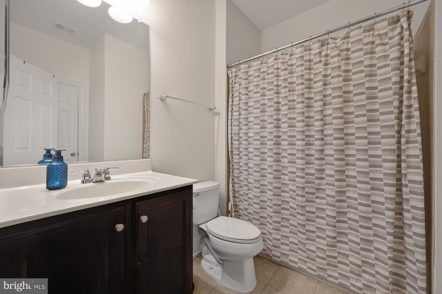 2037 Blunt Lane photo 40