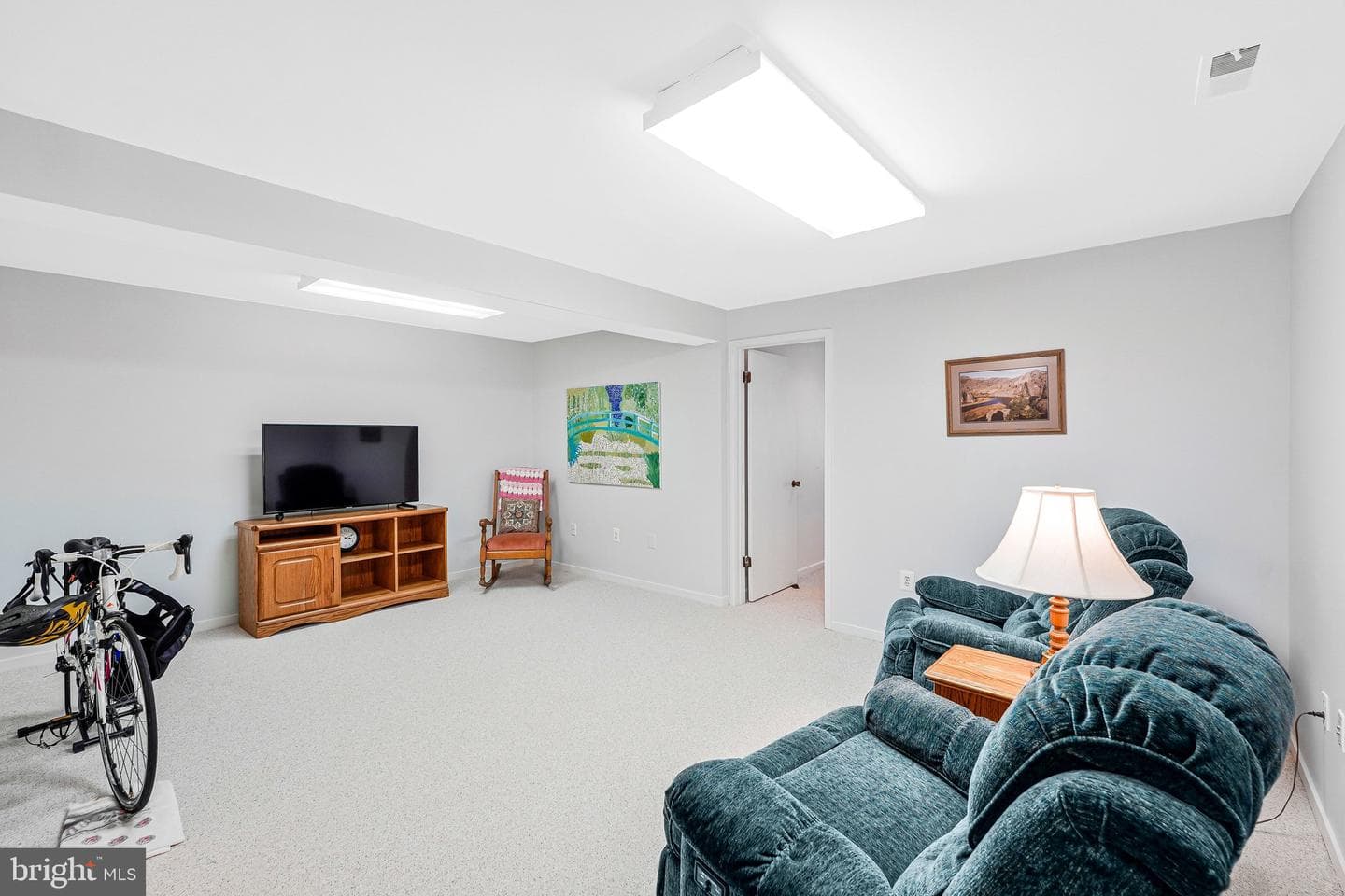 6615 Crayford Street photo 25