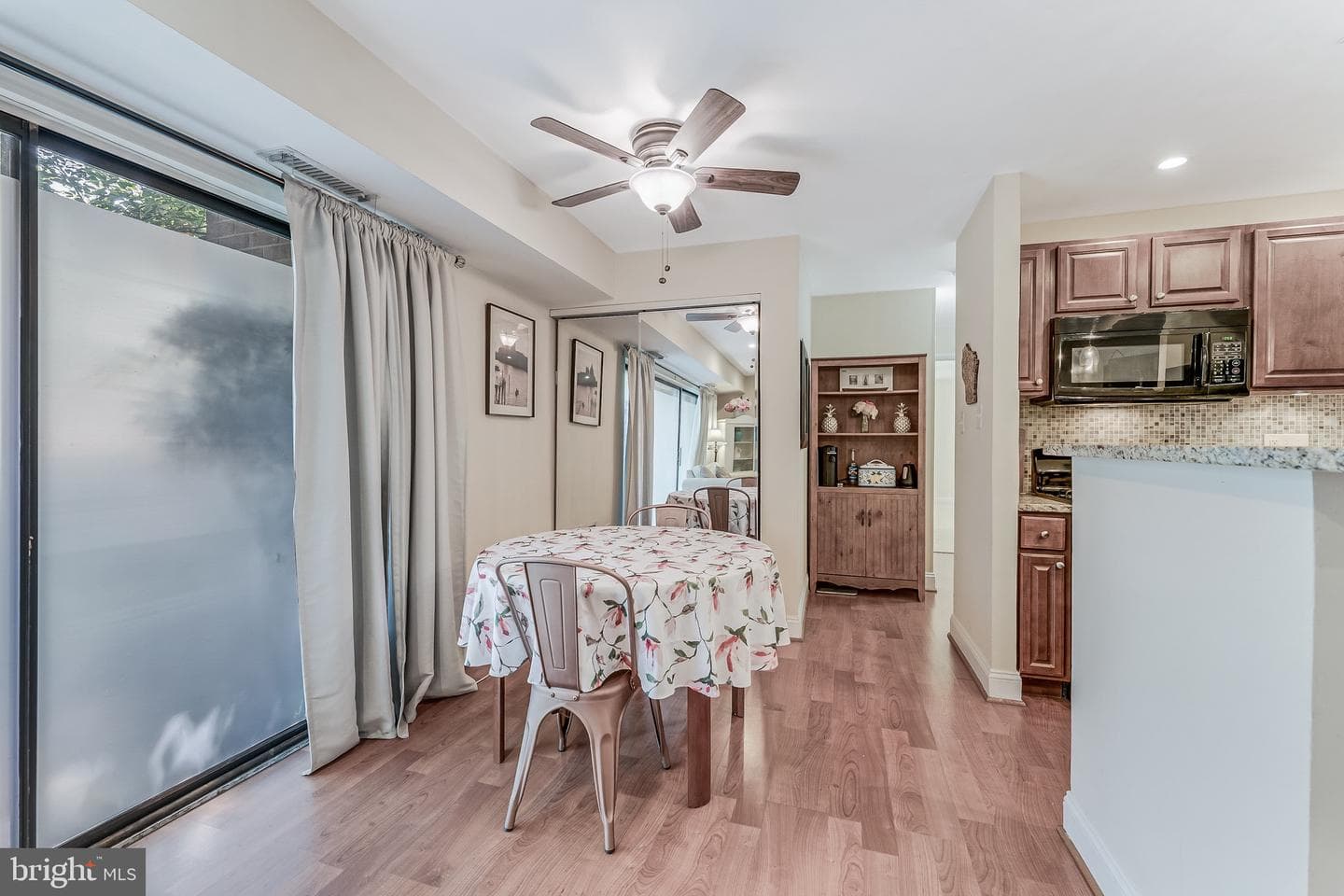 7604 Savannah Street #t1 photo 7