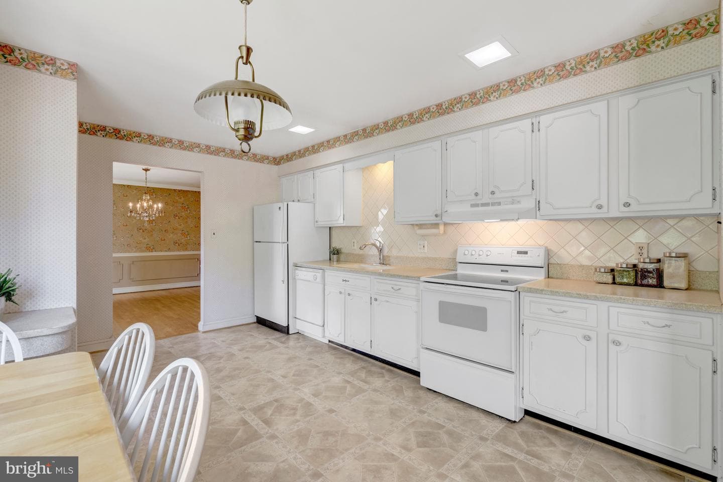 6413 Noble Drive photo 23