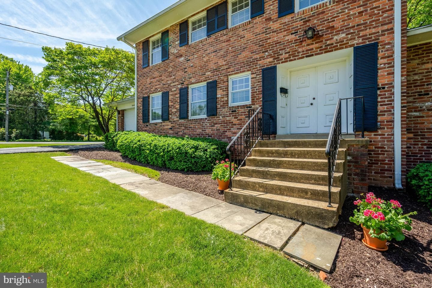 6413 Noble Drive photo 8