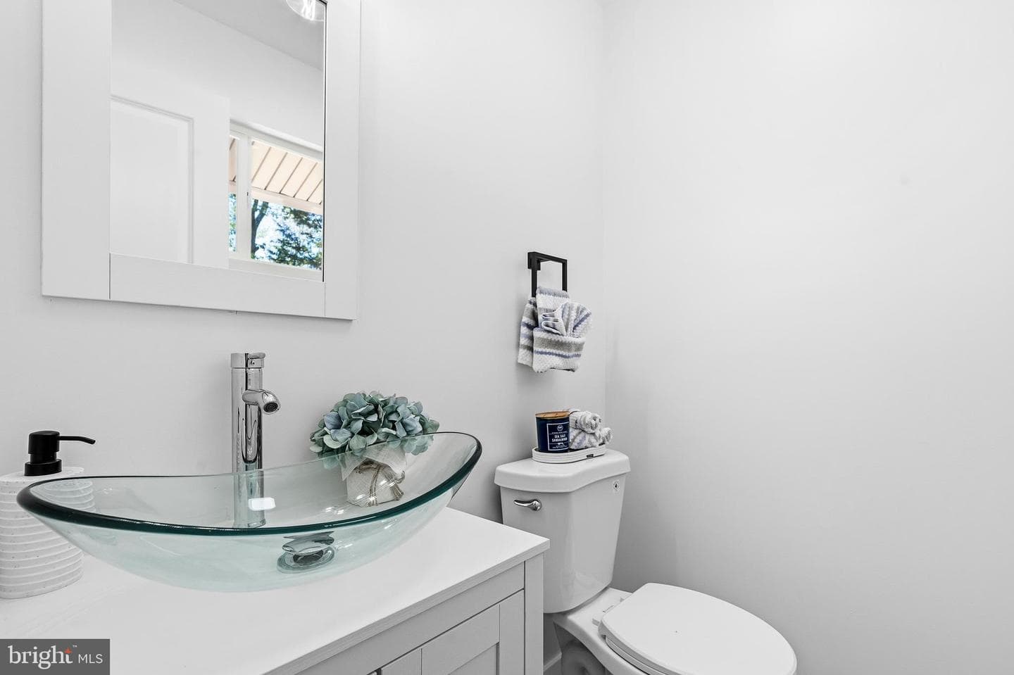 4501 Apple Tree Drive photo 17