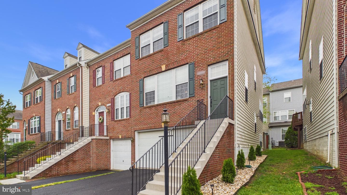 11549 Cavalier Landing Court photo 2