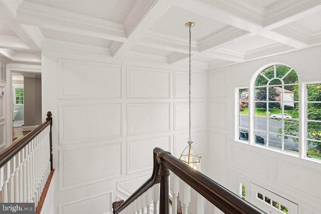 1210 Cameo Court photo 5
