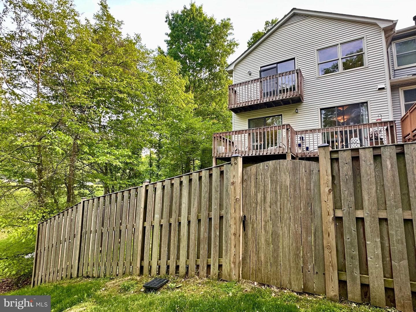 7929 Valleyfield Drive photo 35