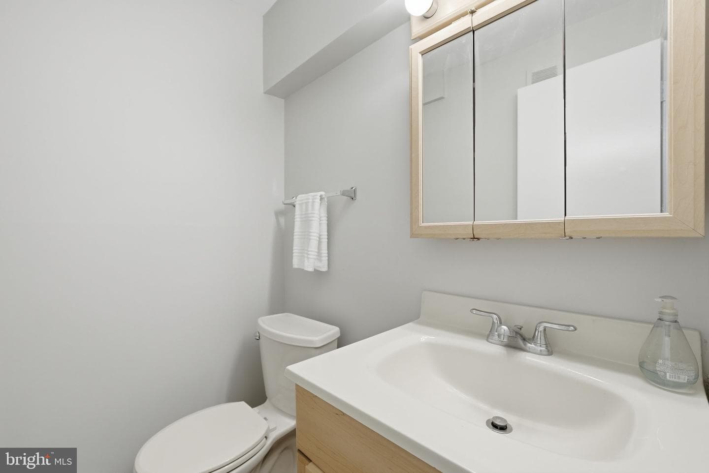 2327 Riviera Drive photo 19