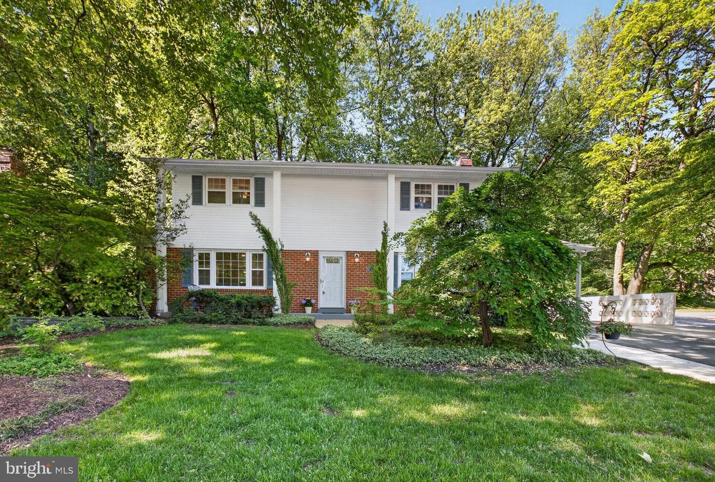 6710 Sydenstricker Road, Springfield