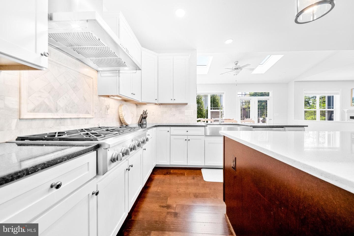 1639 Macon Street photo 17