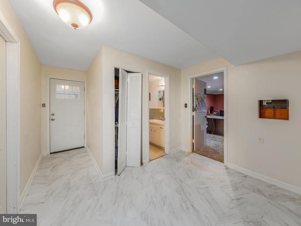 8706 Braeburn Drive photo 21