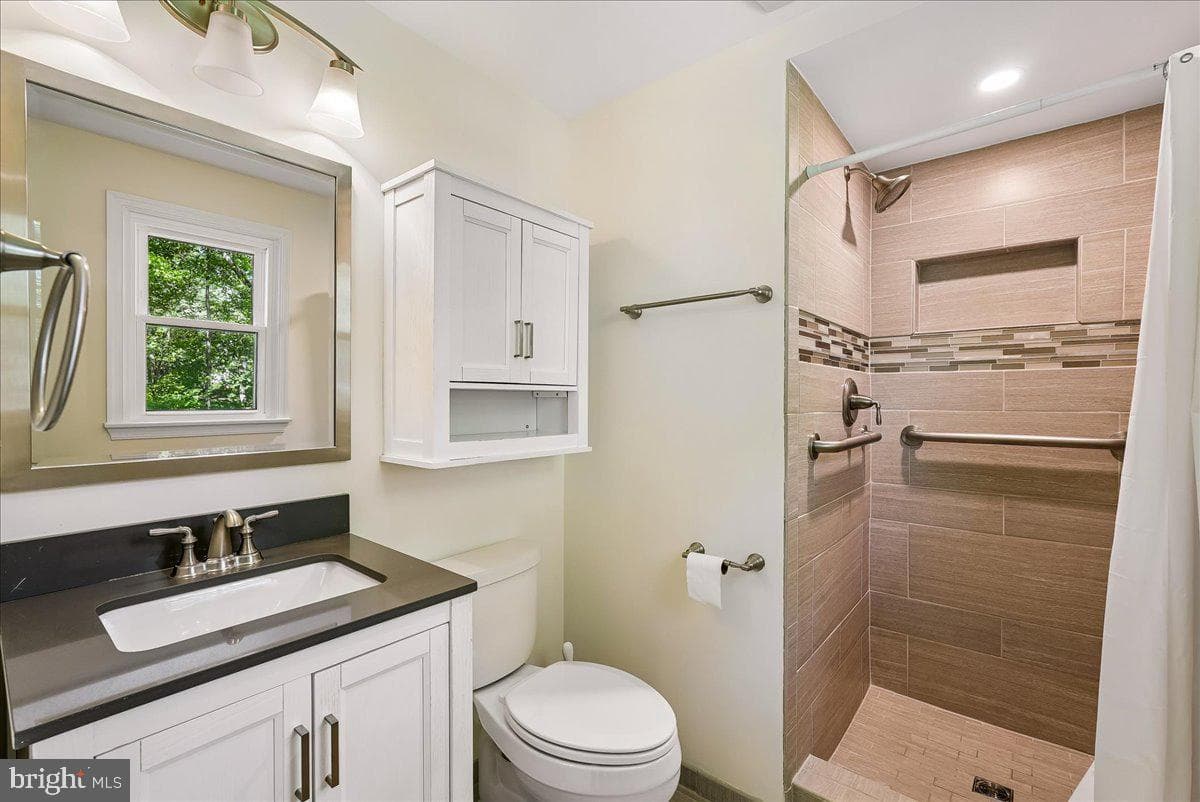 10806 Oldfield Drive photo 28