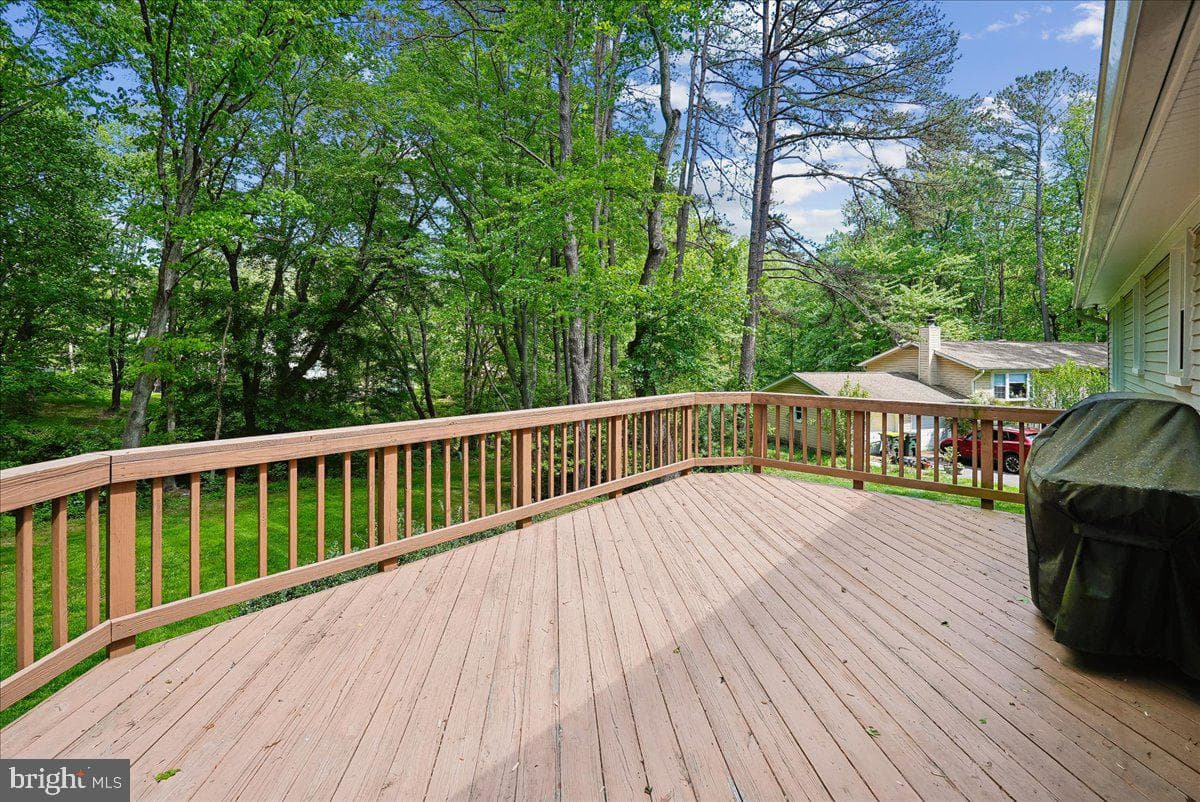 10806 Oldfield Drive photo 35
