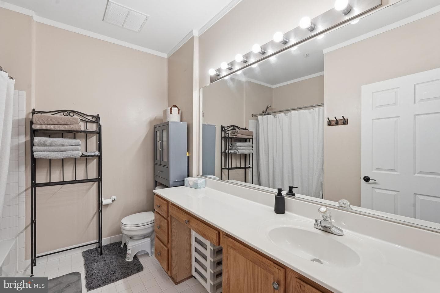 6481 Cheyenne Drive #304 photo 14