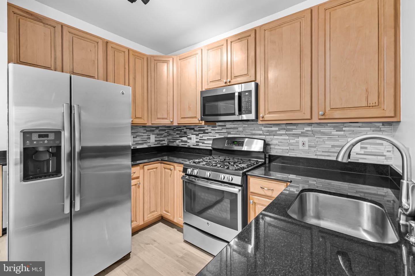 1641 International Drive #412 photo 5