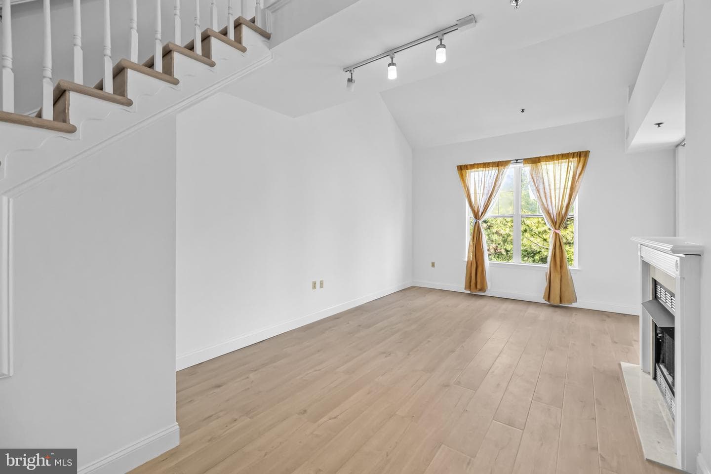 1641 International Drive #412 photo 7