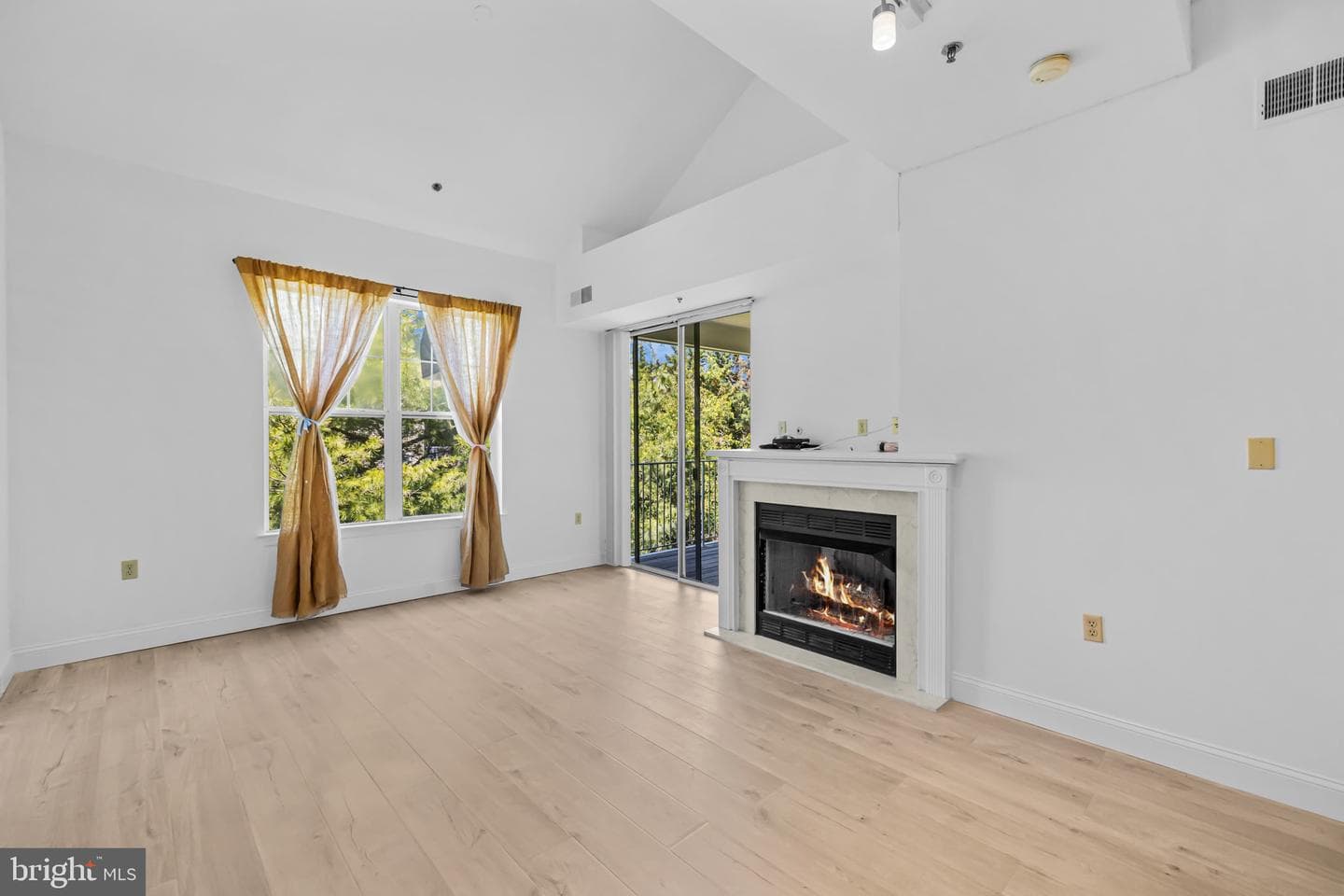 1641 International Drive #412 photo 9