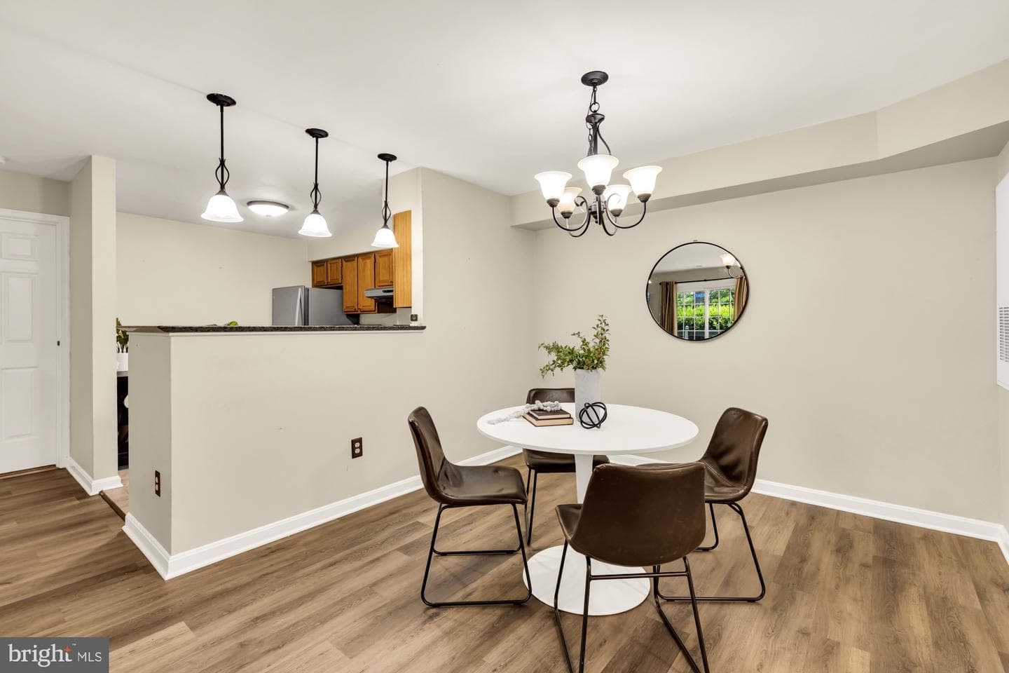 2225 Lovedale Lane #303a photo 6