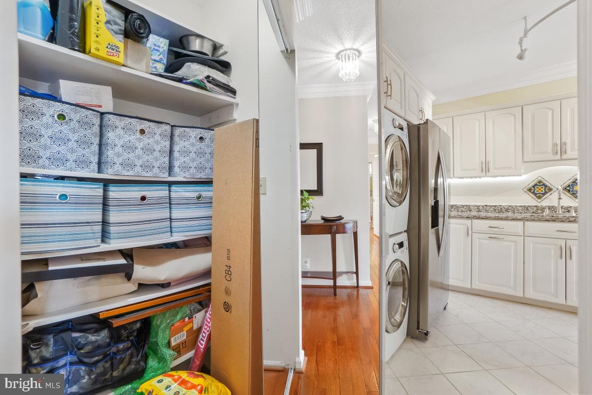 5904 Mount Eagle Drive #516 photo 14