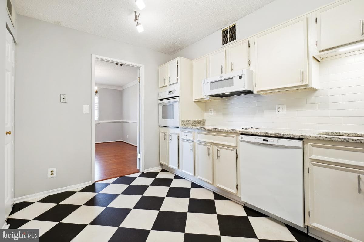 5902 Mount Eagle Drive #1402 photo 20