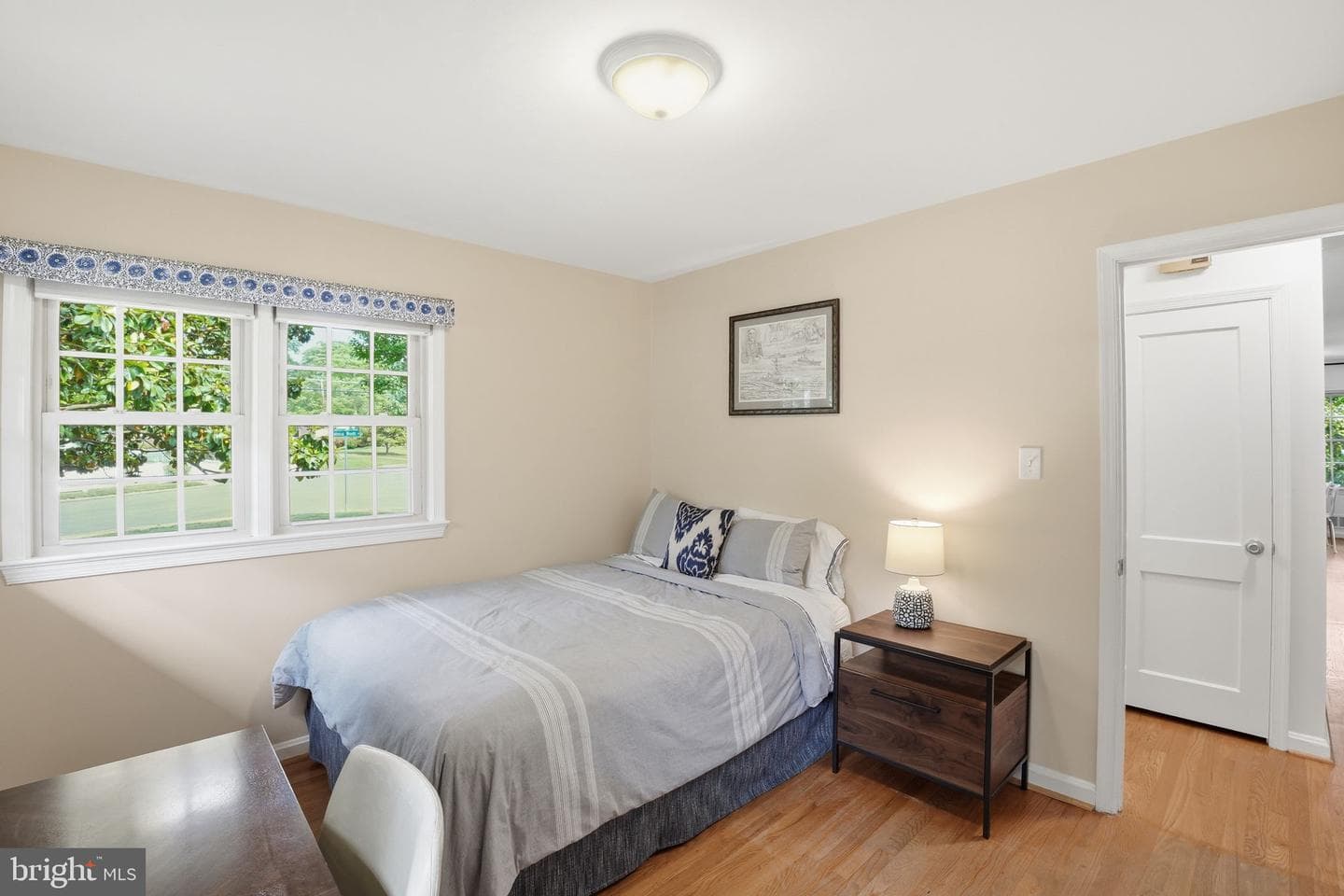 7914 Bainbridge Road photo 17