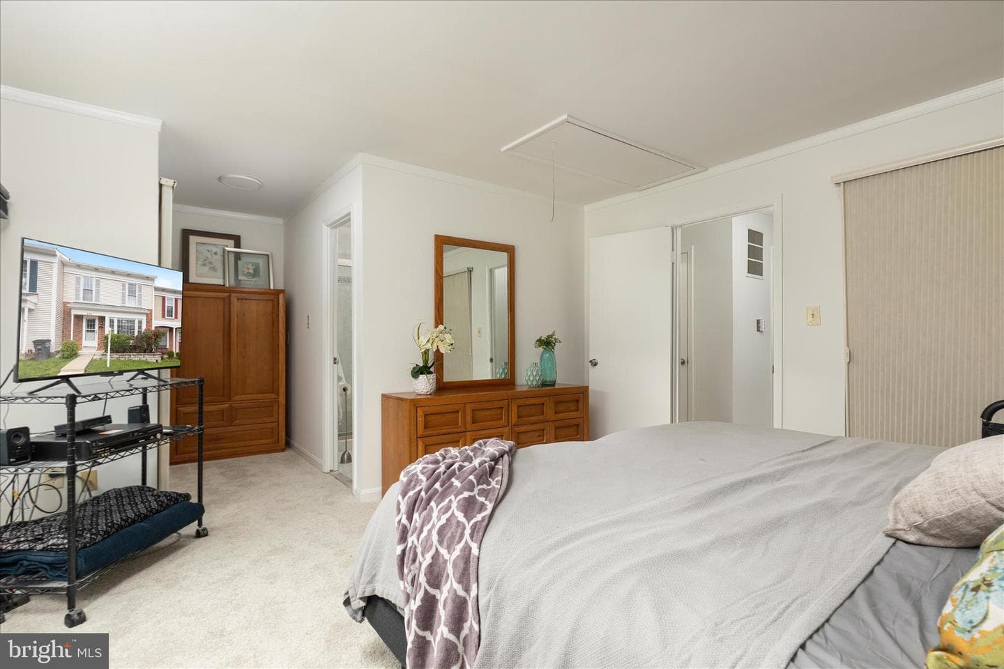 5406 Leeway Court photo 16