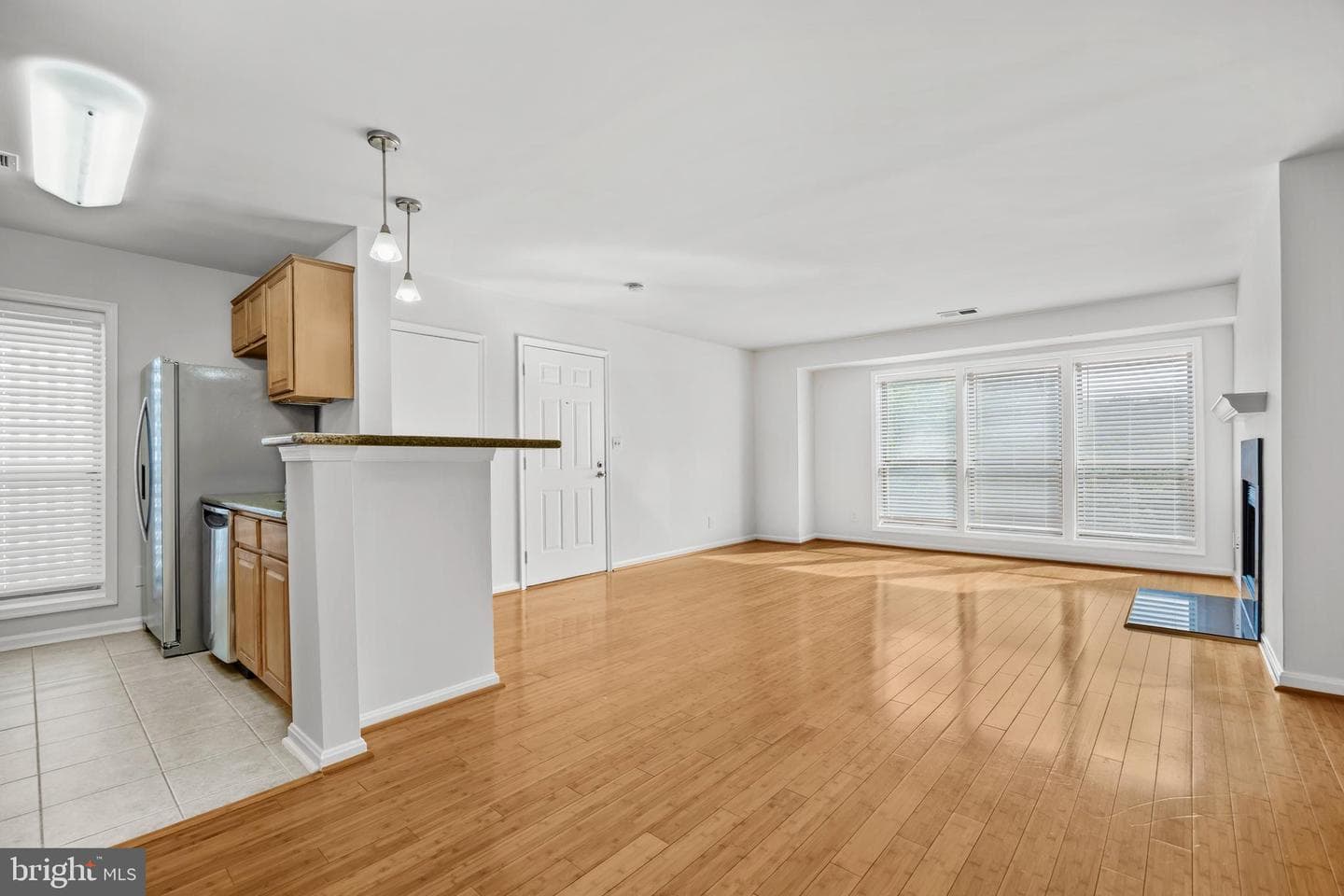 3175 Summit Square Drive #5-E12 photo 11