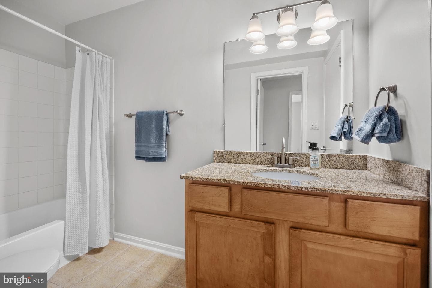 3175 Summit Square Drive #5-E12 photo 17