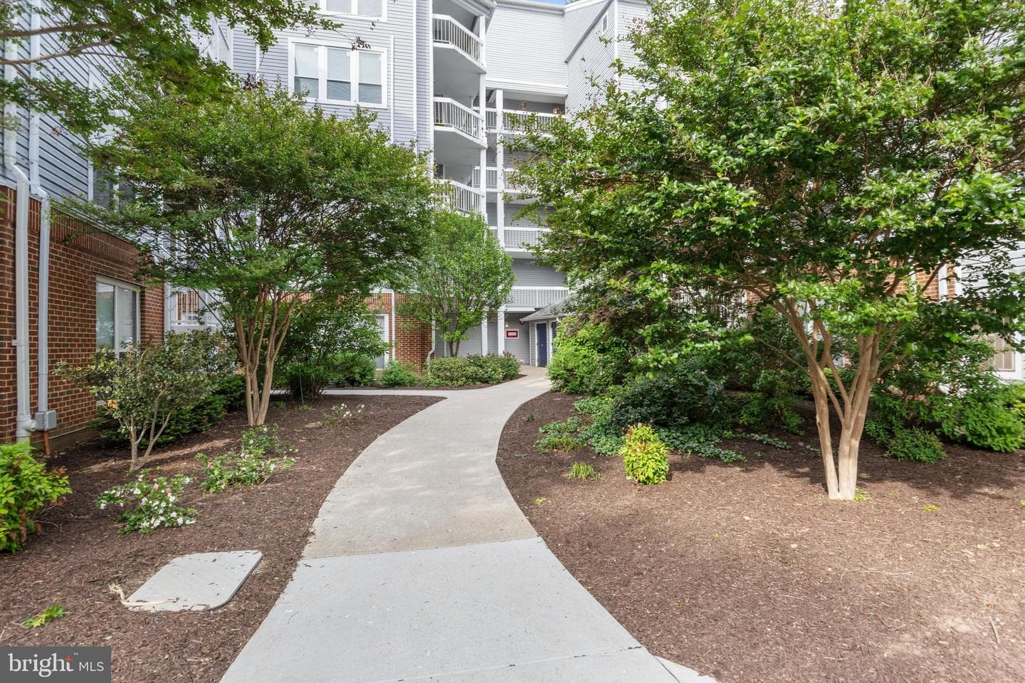 3175 Summit Square Drive #5-E12 photo 26