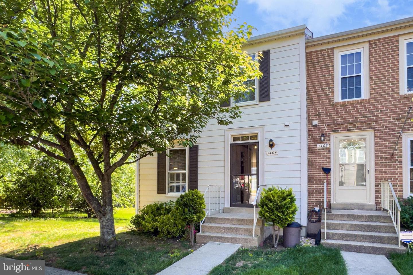 7403 Houndsbury Court