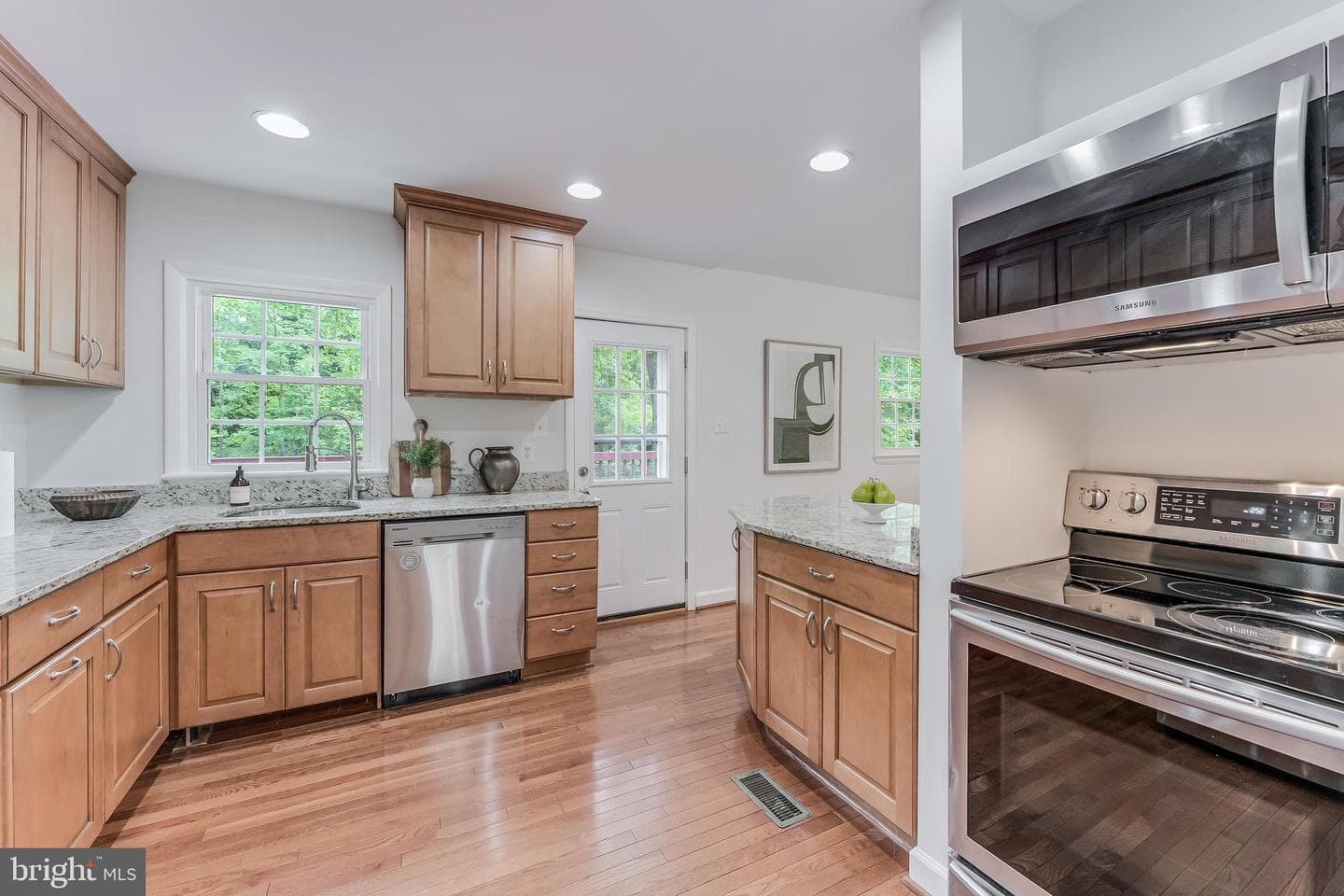 3447 Little Hunting Creek Drive photo 10