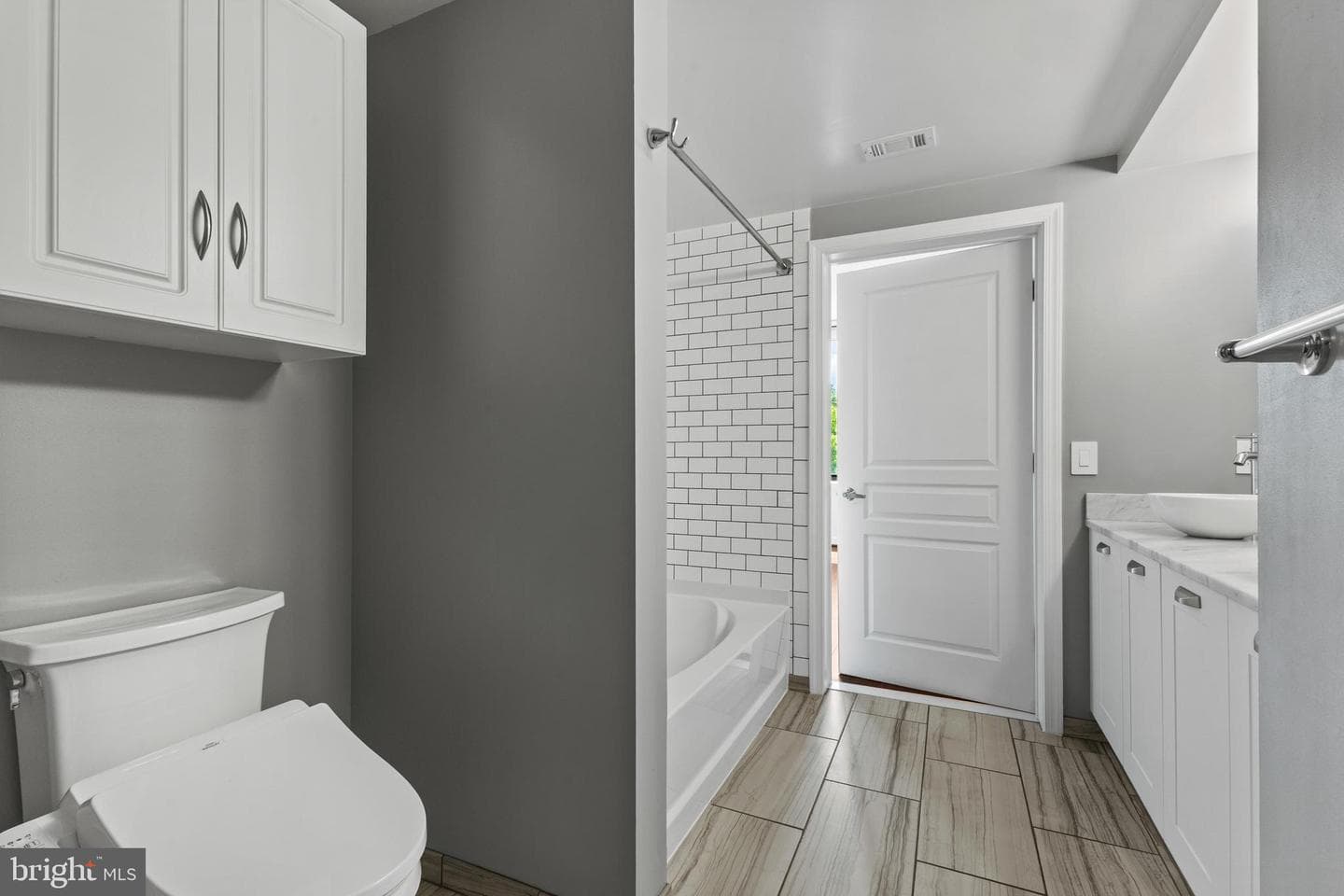 2451 Midtown Avenue #616 photo 12